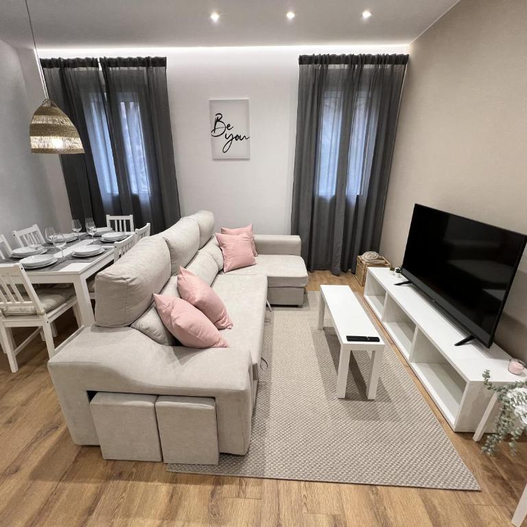 Apartamenticos Plaza Las Armas III - Two-Bedroom Apartment - 1