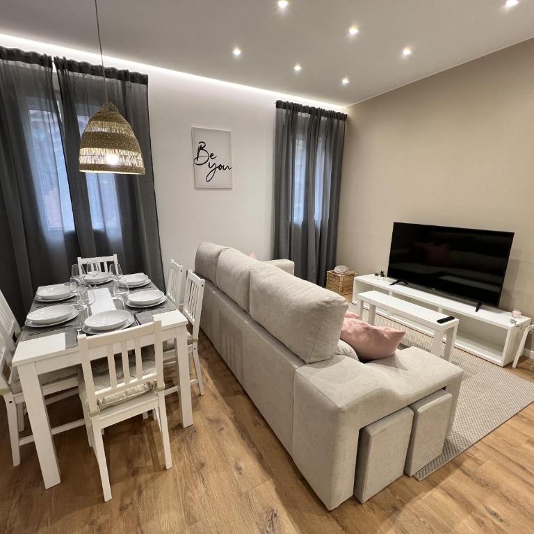 Apartamenticos Plaza Las Armas III - Two-Bedroom Apartment - 3