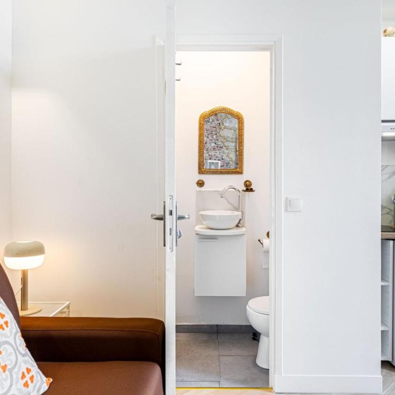 GuestReady - Charming Getaway in Le Marais - Studio - 8