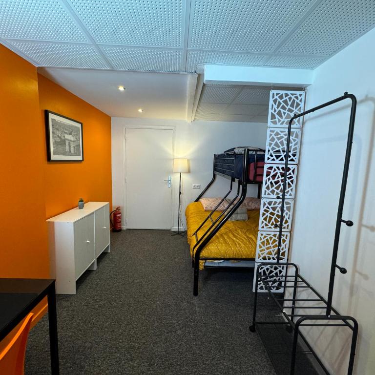 Eclectic apartment in Paris near Montmartre - Appartamento con 2 Camere da Letto - 4