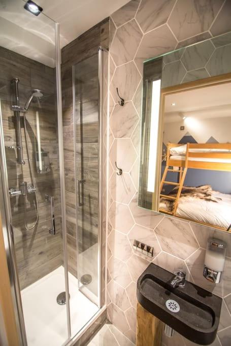 Stylish place-Amazing Views-3 main lifts, Apt design- vue splendide-3 Telecabines - Apartment mit 3 Schlafzimmern - 12