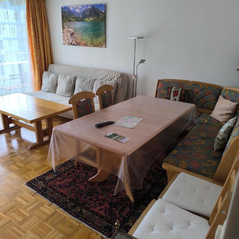 98, Bergblick, 2 Schlafzimmer, Dusche , WC, Küche, Wohnzimmer - Apartment mit 2 Schlafzimmern - 13