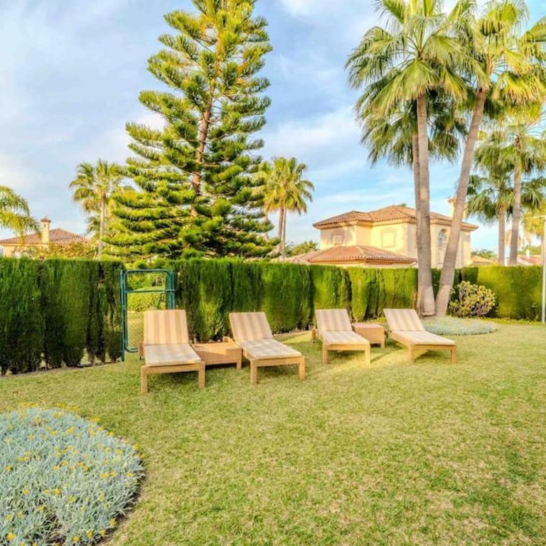 Cozy Villa in Marbella-Estepona - Villa - 58