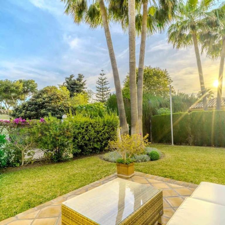 Cozy Villa in Marbella-Estepona - Villa - 61