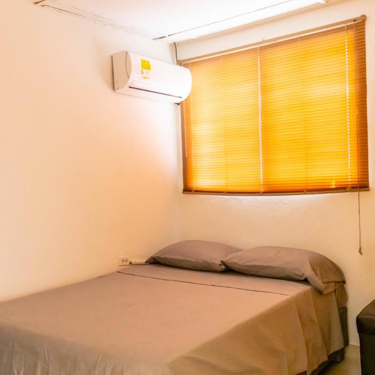 Alojamiento familiar a pocos pasos de la hermosa bahia de manga - Apartamento - 8