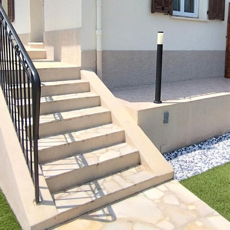 2p bas de Villa avec Jacuzzi privatif proche de Nice - Appartement 1 Chambre - 13