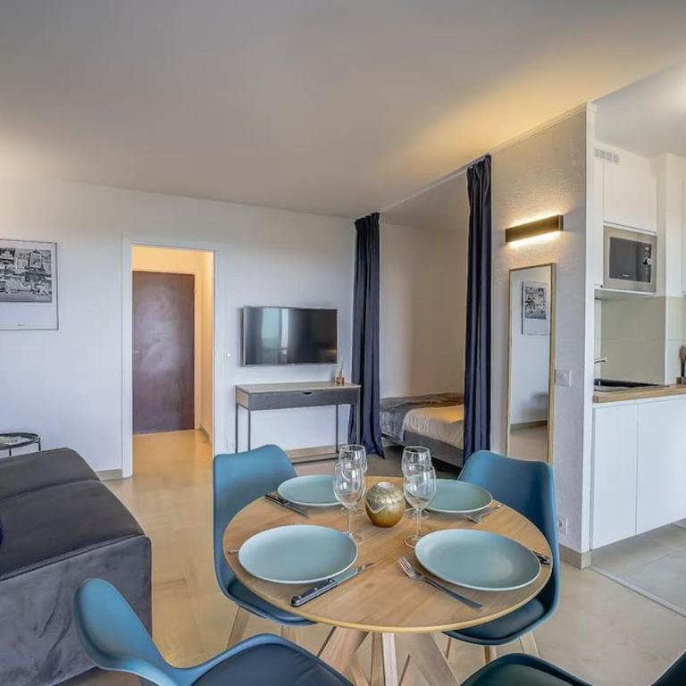 Studio vue mer, piscine - tennis - Appartement 1 Chambre - 10