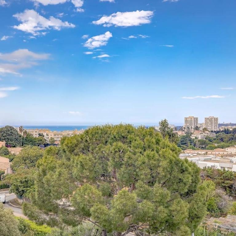 Studio vue mer, piscine - tennis - Appartement 1 Chambre - 13