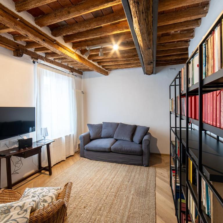 Cozy Flat in Lucca's Old City - Appartamento con 2 Camere da Letto - 6