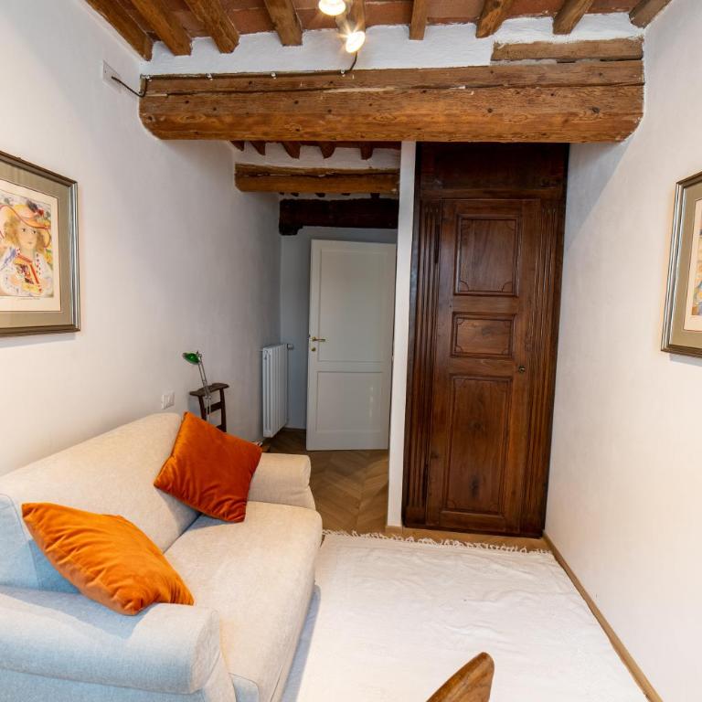 Cozy Flat in Lucca's Old City - Appartamento con 2 Camere da Letto - 25