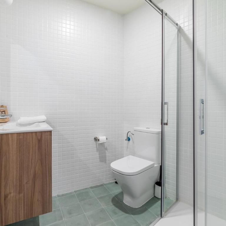 CATERINA Plaza Castilla - Family Two-Bedroom Apartment with View - 2