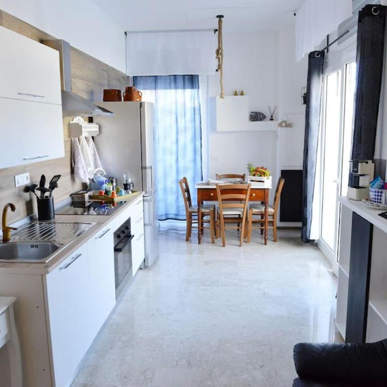 Lippolis Home Monopoli - Locazione turistica - Appartamento con 1 Camera da Letto - 1