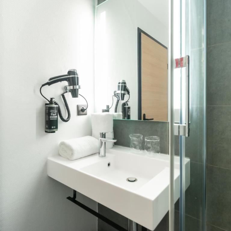 ibis Strasbourg Centre Gare - Standard Double Room - 10
