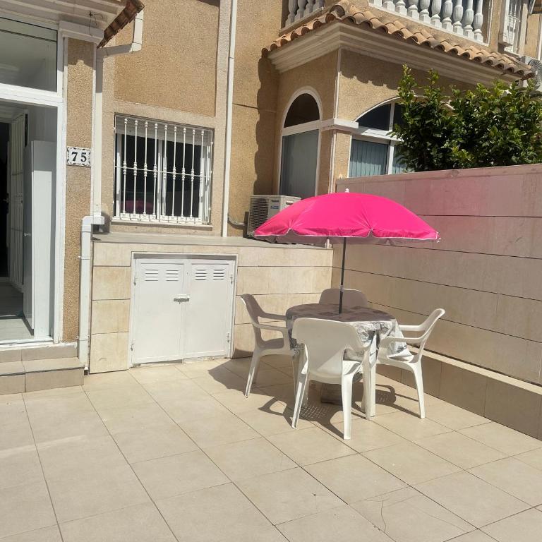 Homely Apartments Royal - Apartamento de 2 dormitorios con terraza - 35