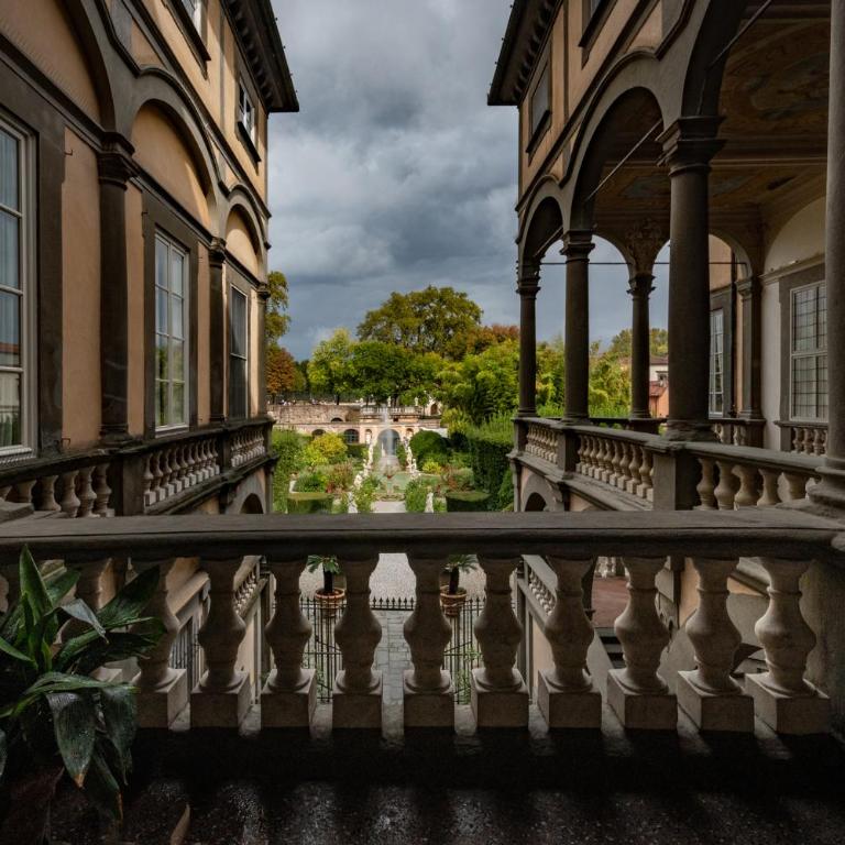 Welcome to Casa di Lucca - Your Friendly Retreat with Terrace and Parking - Three-Bedroom Apartment - 45