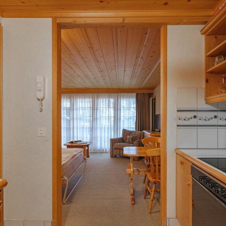 Chalet Kisseye by Zermatt Premium Apartments - Kisseye Enzian - Studio with Matterhorn View (1st floor) - 7