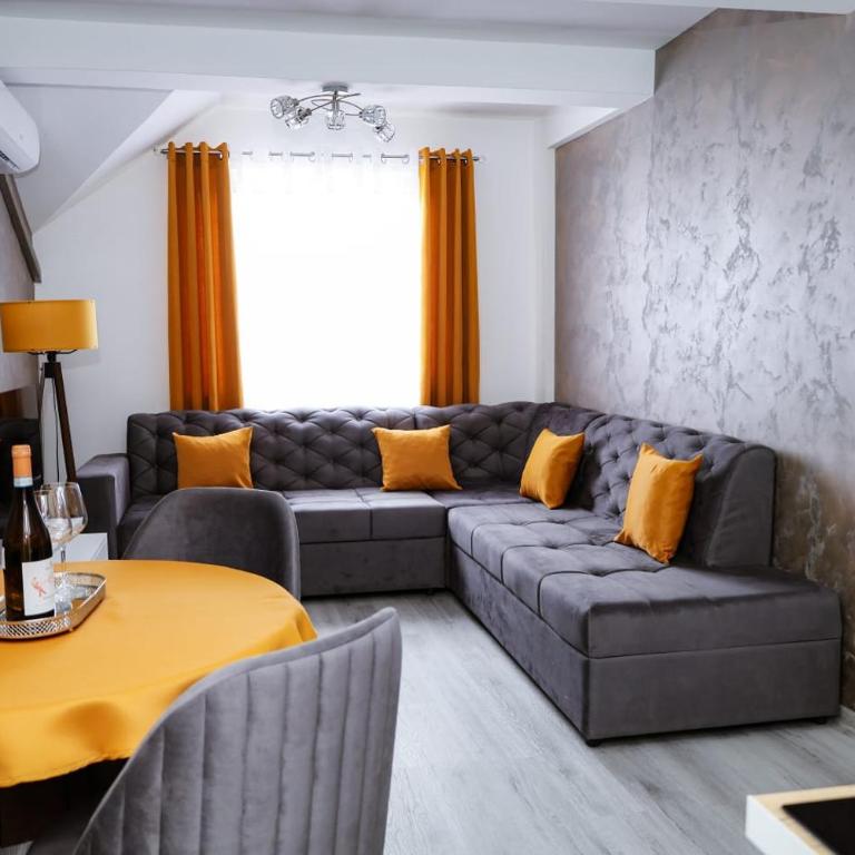City center apartment Urban Heaven - One-Bedroom Apartment - 1