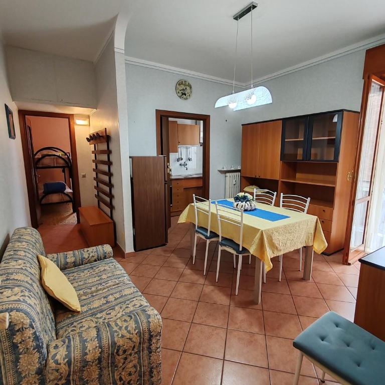 I Glicini - Appartamento con 2 Camere da Letto - 1