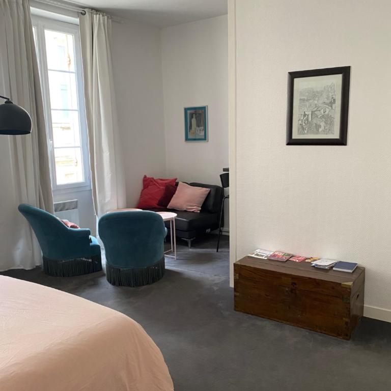 studio de 30 m2 dans le triangle d'or de Bordeaux - Apartamento de 1 dormitorio - 4