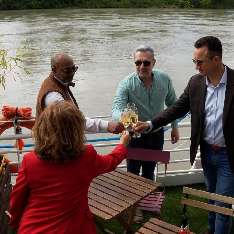 Péniche Le Makara - Casa Móvil - 16