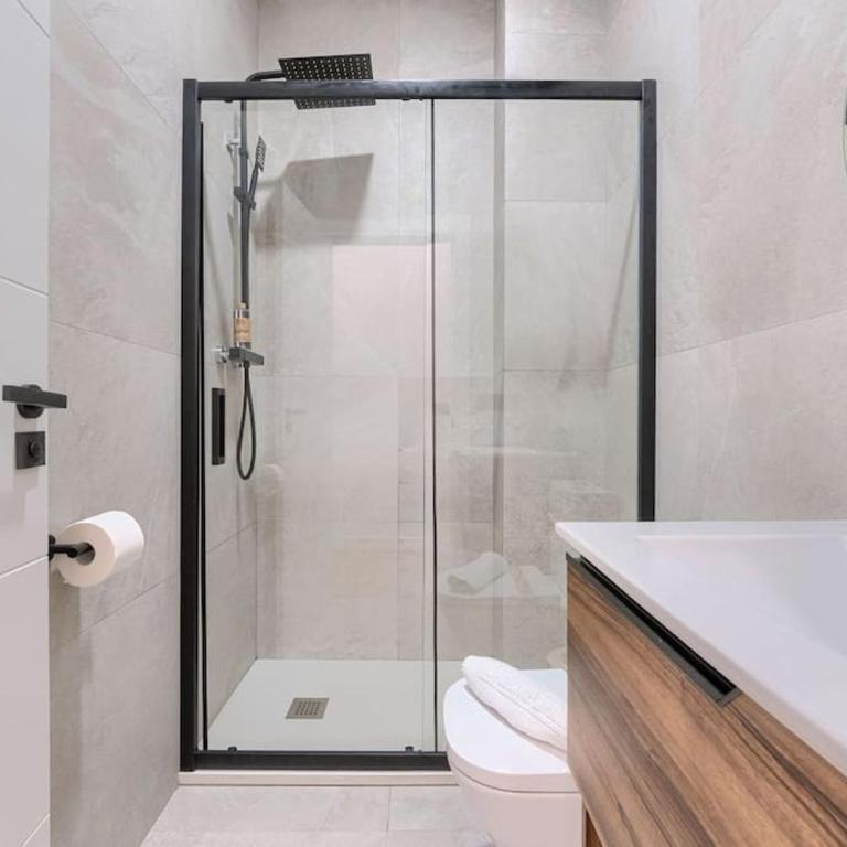 Artekale & Pintxos in Old Town - Two-Bedroom Apartment - 31