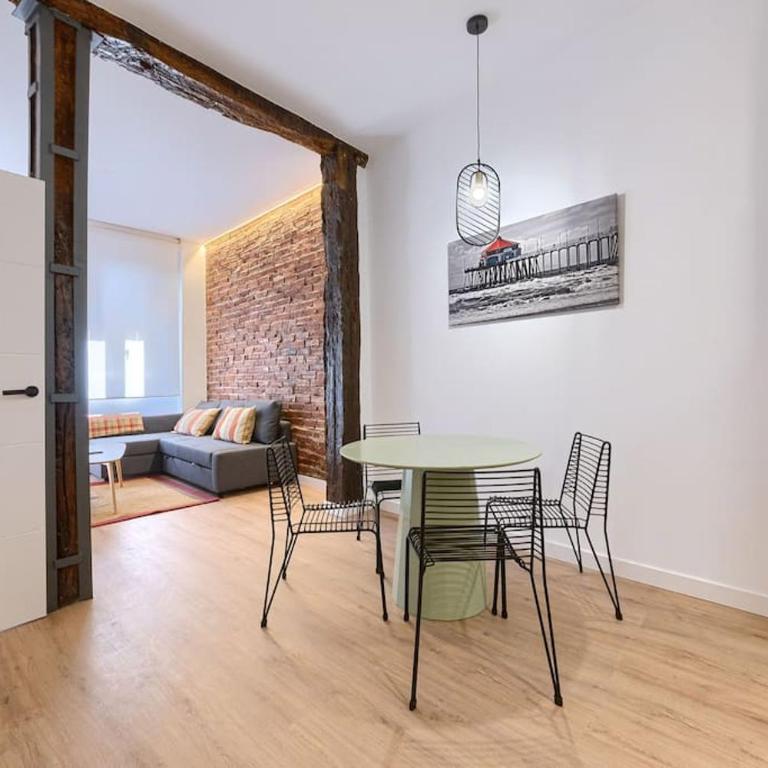 Artekale & Pintxos in Old Town - Two-Bedroom Apartment - 35