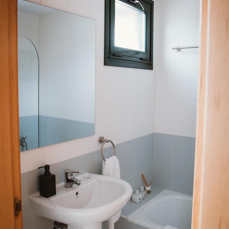 Casadiella, apartamento con terraza y piscina, playa 3 km VUT-5630-AS - One-Bedroom Apartment - 26