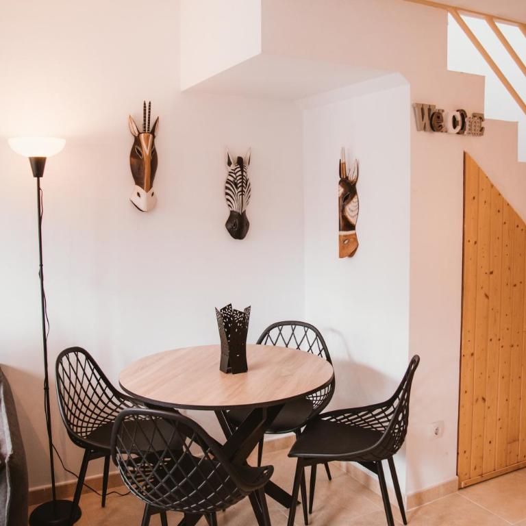 Casadiella, apartamento con terraza y piscina, playa 3 km VUT-5630-AS - One-Bedroom Apartment - 6