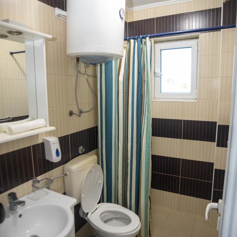 Villa Elezi - Deluxe Double or Twin Room with Balcony - 5