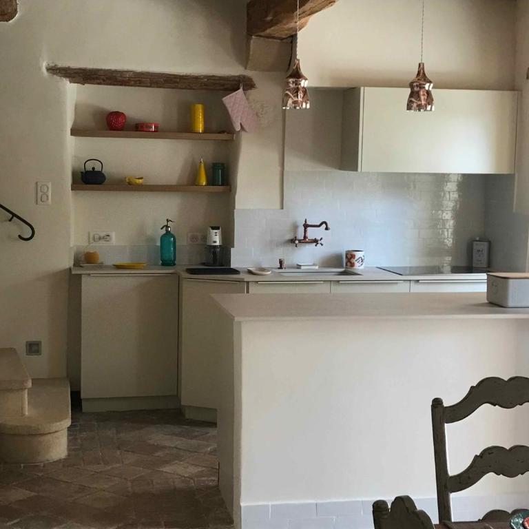 Le Clos de l'Abba Gordes villa 4 étoiles 8 pers avec piscine - Maison 4 Chambres - 23