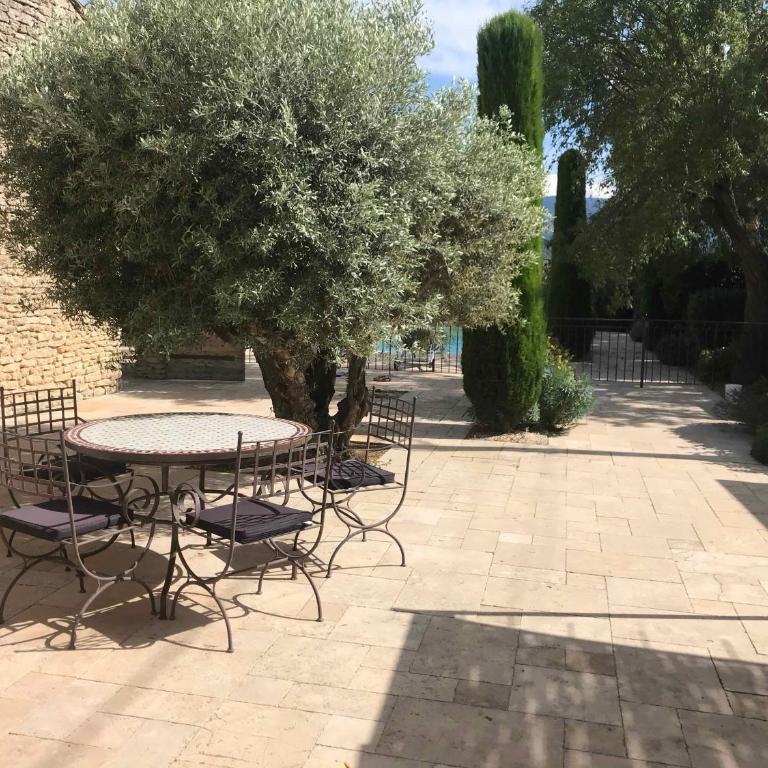 Le Clos de l'Abba Gordes villa 4 étoiles 8 pers avec piscine - Maison 4 Chambres - 30