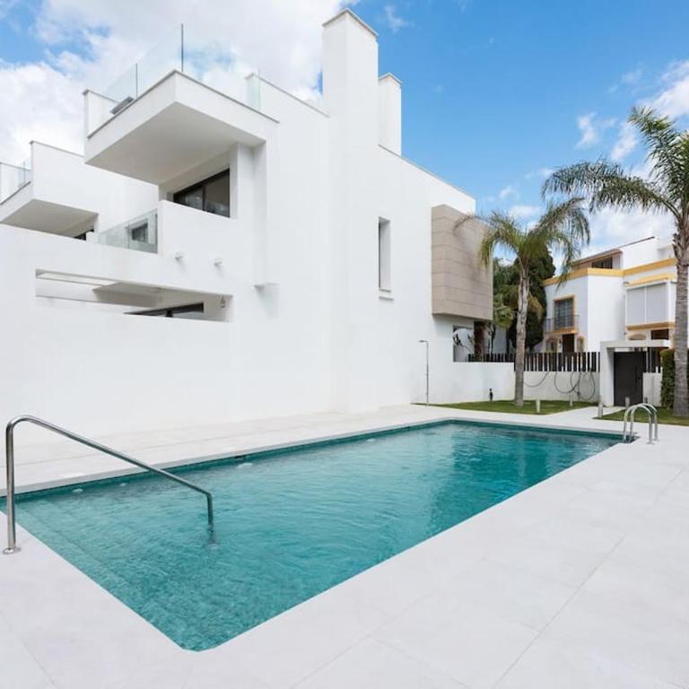 Charming beach home in Estepona west - Casa de 4 dormitorios - 22