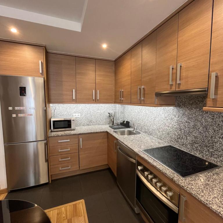 Piso completamente equipado en el centro de Benabarre - Apartamento de 2 dormitorios - 13
