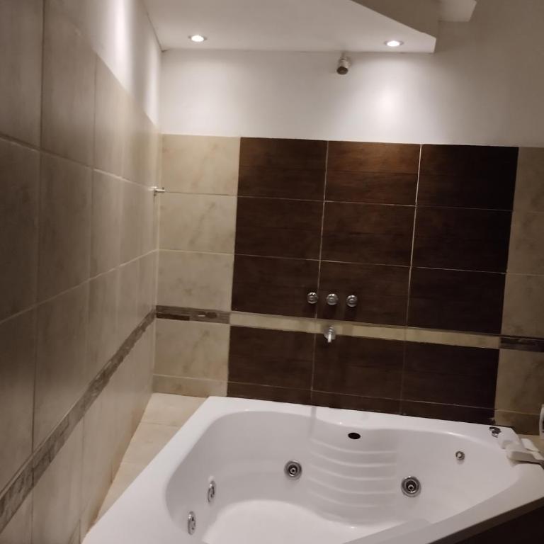 DEPARTAMENTO 2 DOR. ZONA PARQUE CON JACUZZI - Apartamento de 2 dormitorios - 10