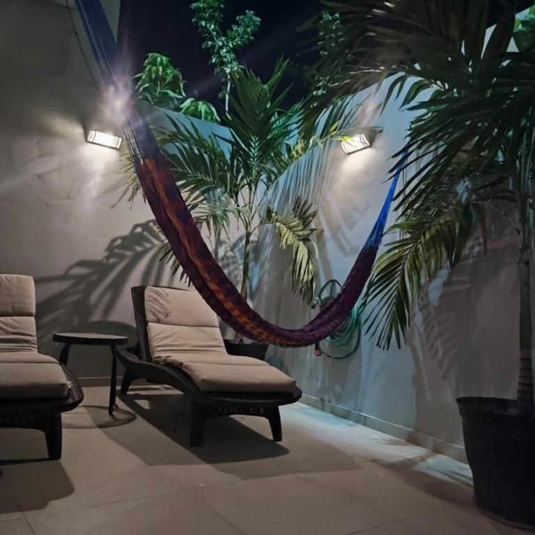 Modern 1 bedroom suite by beach Great location! - One-Bedroom Apartment - 35