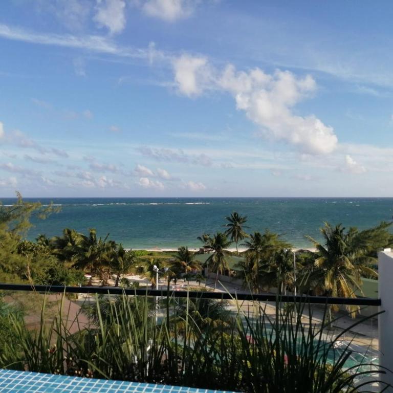 Modern 1 bedroom suite by beach Great location! - One-Bedroom Apartment - 5