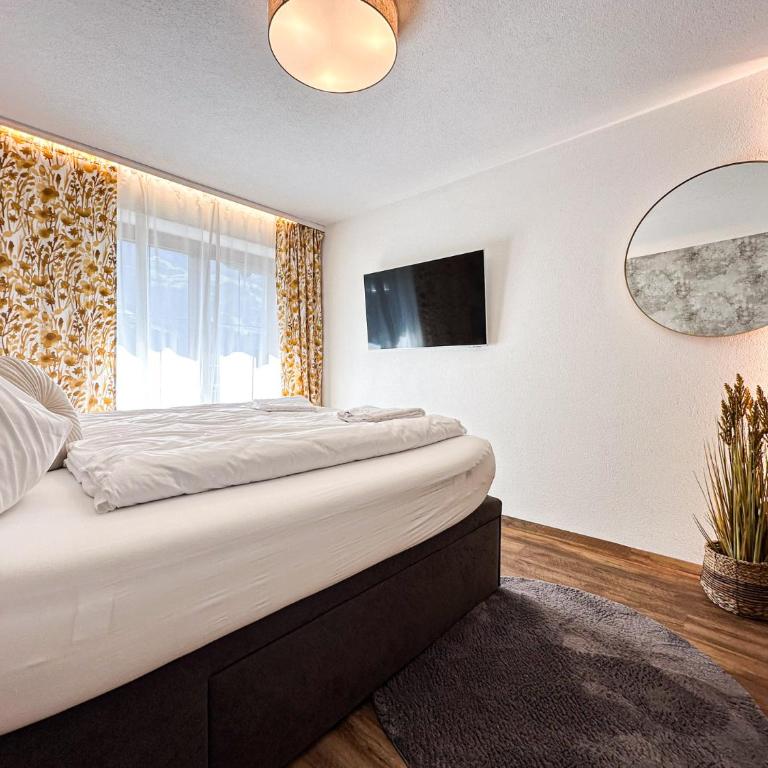 Zillertal Center Apartment Villa - Three-Bedroom Apartment - 50
