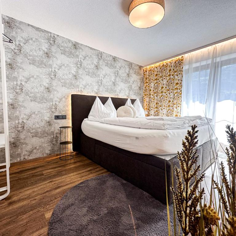 Zillertal Center Apartment Villa - Three-Bedroom Apartment - 3