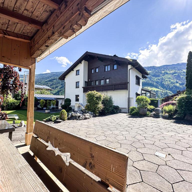 Zillertal Center Apartment Villa - Three-Bedroom Apartment - 1