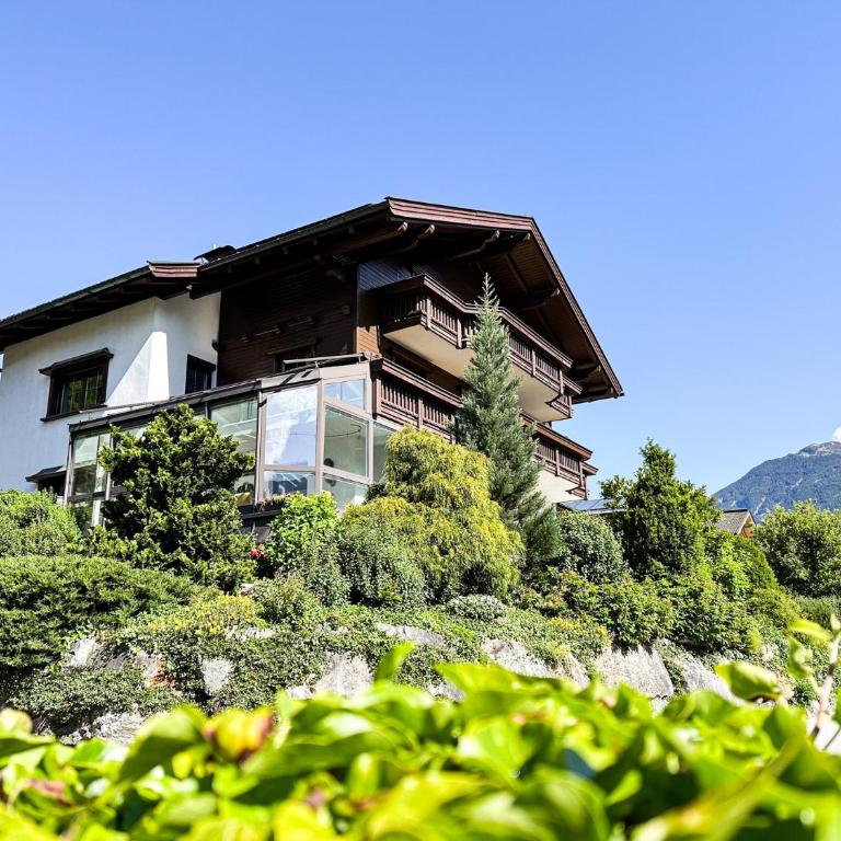 Zillertal Center Apartment Villa - Three-Bedroom Apartment - 54