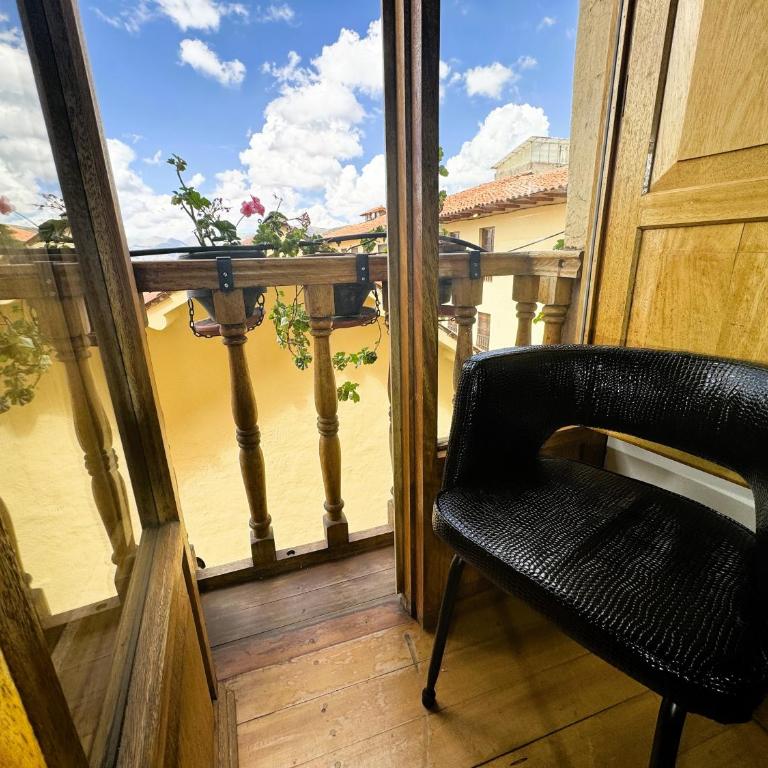 ARQUEOLOGO Exclusive Boutique Hotel Cusco - Centro Histórico - Family Room with Mountain View - 23