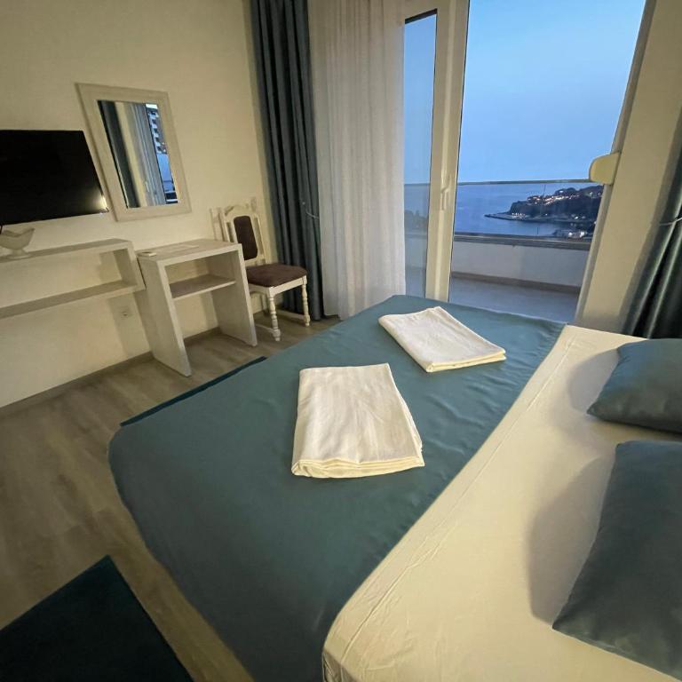 Molla Apartments - Deluks Dvokrevetna Soba sa Bračnim Krevetom i Pogledom na More - 6