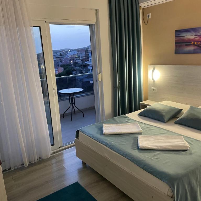 Molla Apartments - Deluks Dvokrevetna Soba sa Bračnim Krevetom i Pogledom na More - 7