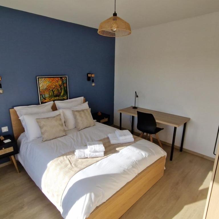 Lac Plage et Ville 95 m2 a 100m du lac, 3 chambres, parking - Three-Bedroom Apartment - 7