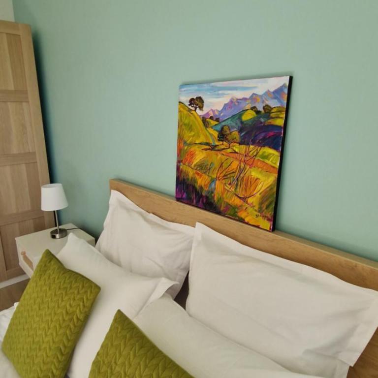 Lac Plage et Ville 95 m2 a 100m du lac, 3 chambres, parking - Three-Bedroom Apartment - 10