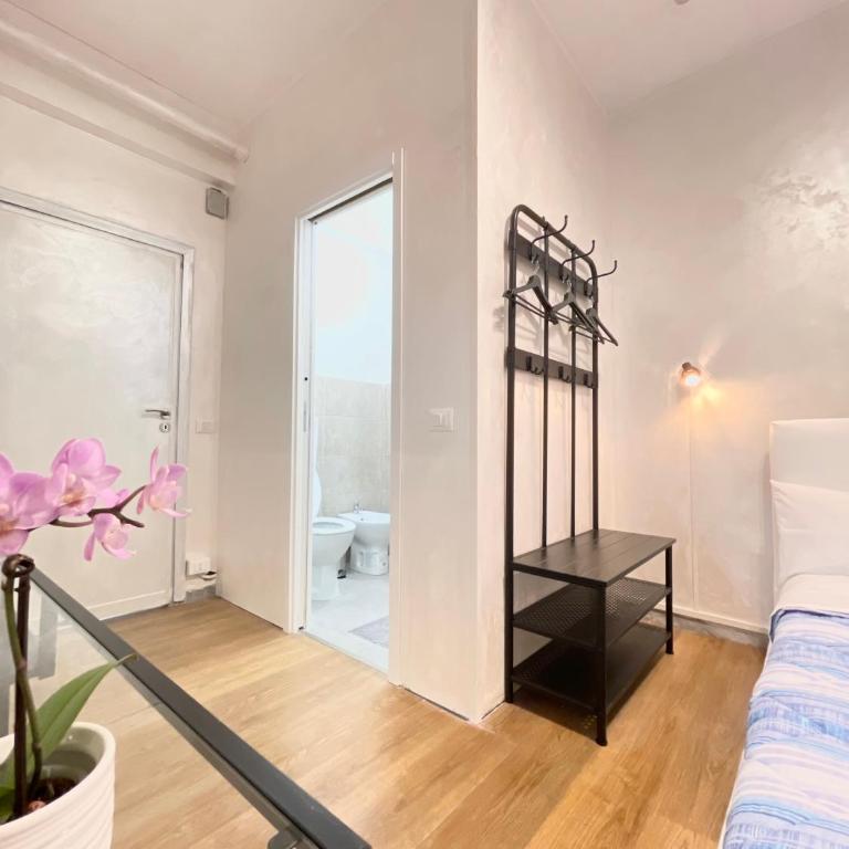 Romoli Rooms and suites - Camera Matrimoniale con Bagno Privato - 5
