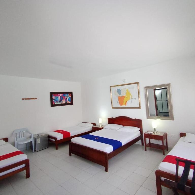 Hotel Villa Ricaurte - Habitación Familiar (5 adultos) - 2