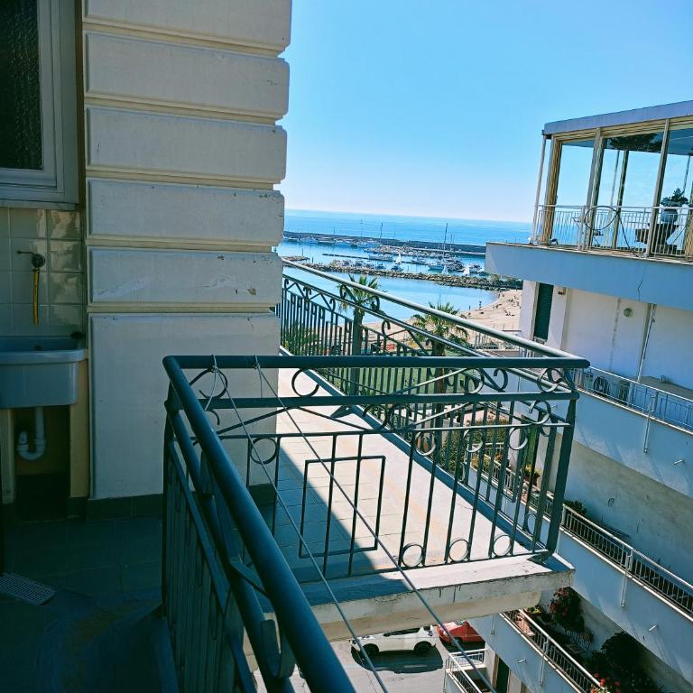Dimora Dolce Vita - Attico sul mare - Appartamento con 3 Camere da Letto - 6