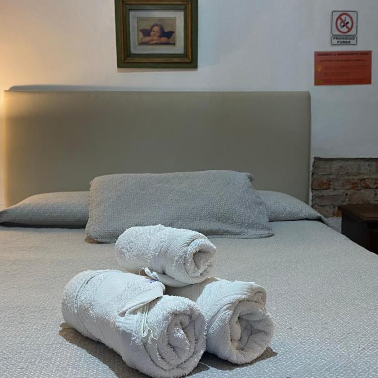 Alojamiento en el centro de Salta - Casaguemessalta - Casa Vacacional de 3 dormitorios - 4