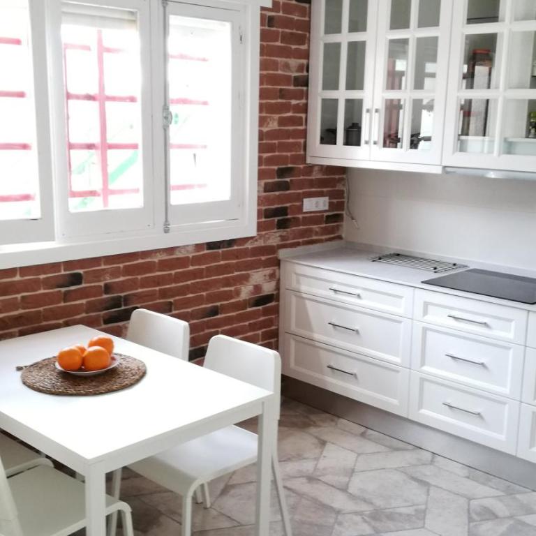 CHALET A 5 METROS DEL MAR.Wifi gratis - Three-Bedroom Apartment - 22